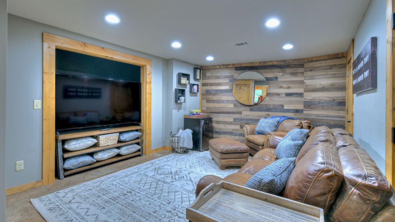 Photo of Livingroom in Ellijay