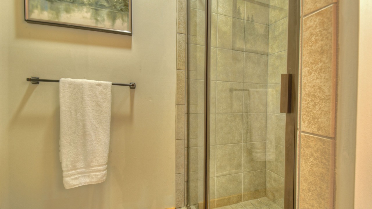 Photo of Bathroom in Ellijay