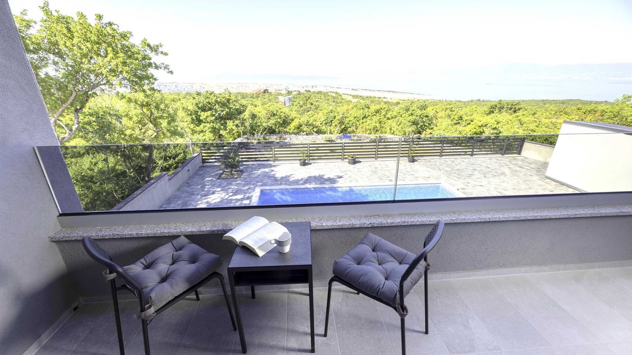 Photo of Outdoor in Smrika