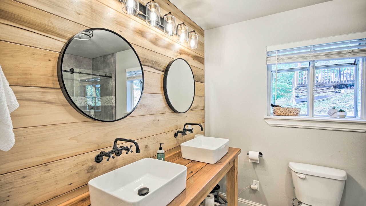 Photo of Bathroom in Eucha