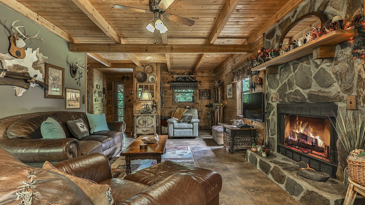Photo of Bedroom in Ellijay