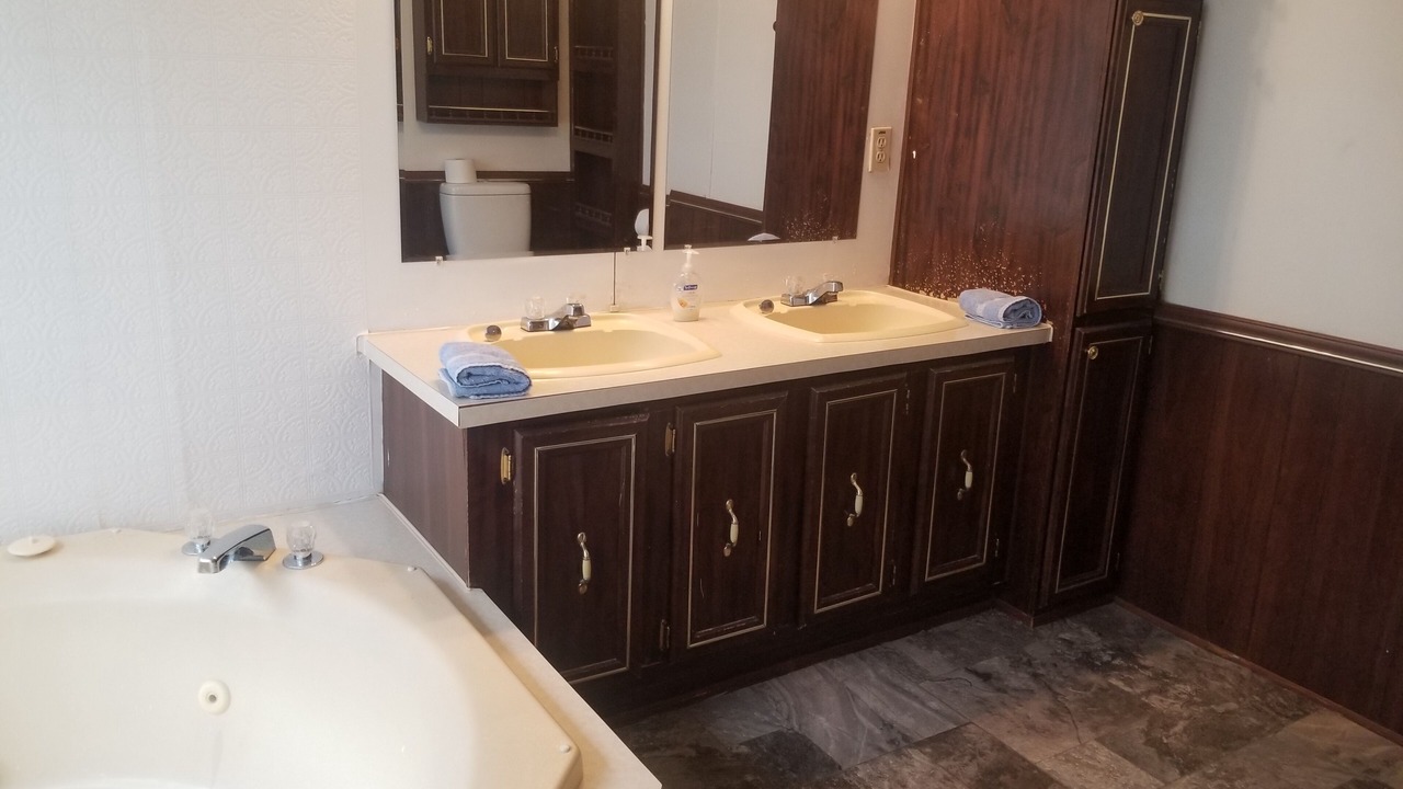 Photo of Bathroom in Mullens