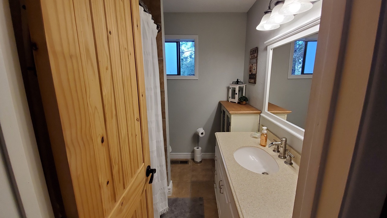 Photo of Bathroom in Ruidoso