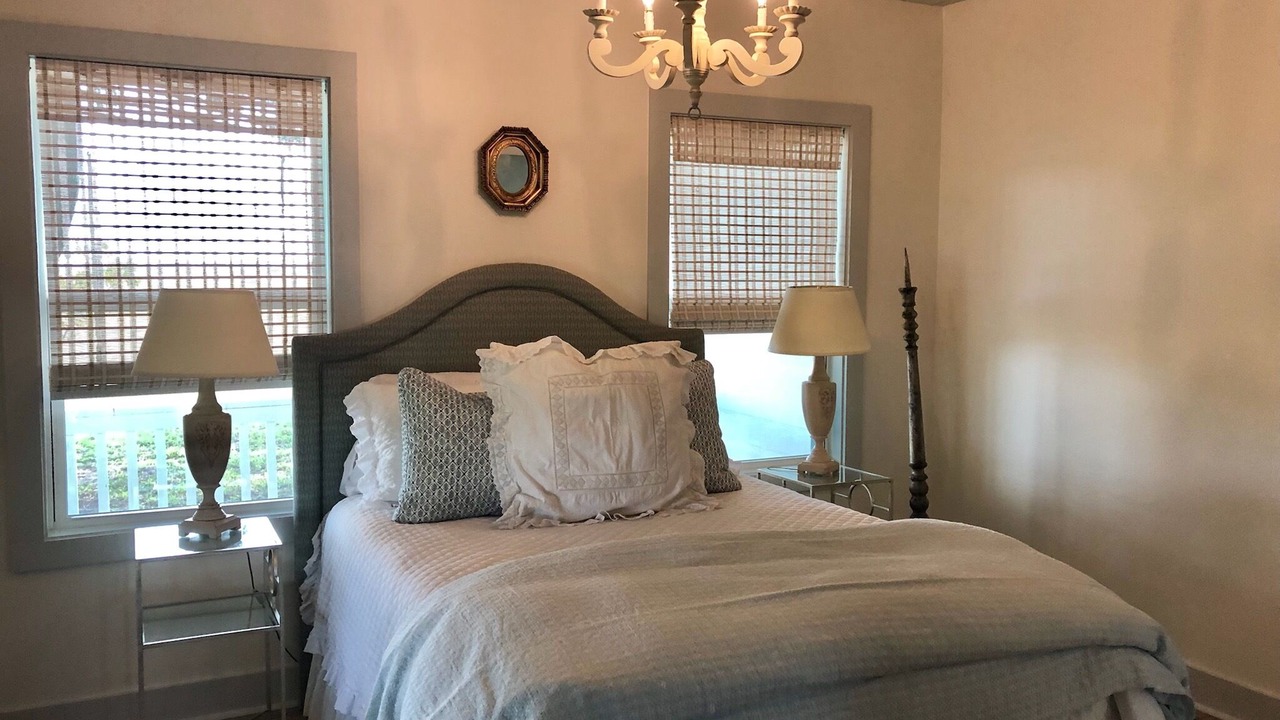Photo of Bedroom in Shiner