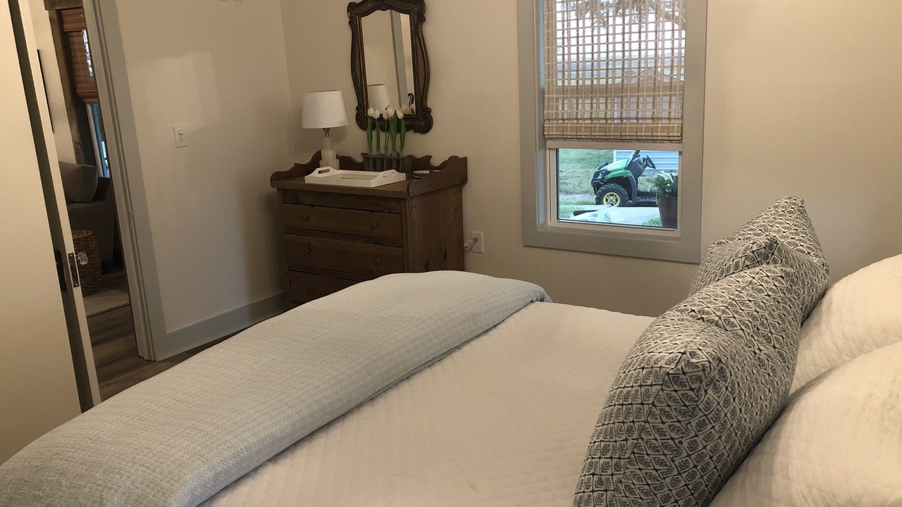 Photo of Bedroom in Shiner