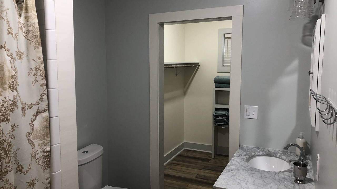 Photo of Bathroom in Shiner