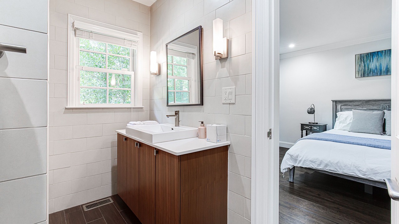Photo of Bathroom in Kingswood