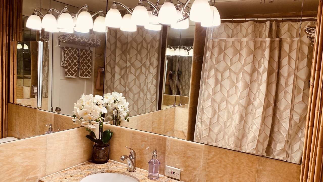 Photo of Bathroom in Downtown Seattle