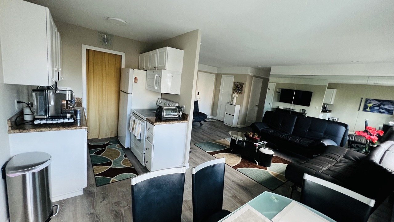 Photo of Others in Downtown Seattle