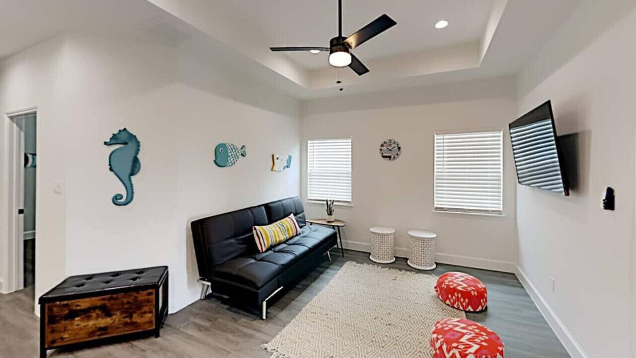 Photo of Livingroom in Flour Bluff