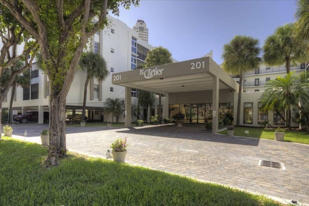 Photo of Outdoor in Sunny Isles Beach