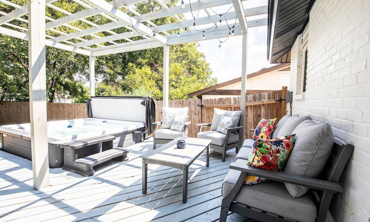 Photo of Patio Balcony in Rosewood