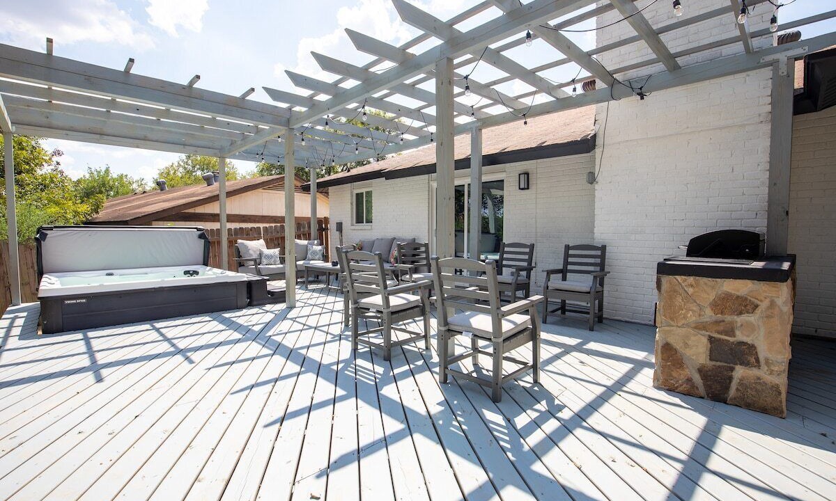 Photo of Patio Balcony in Rosewood