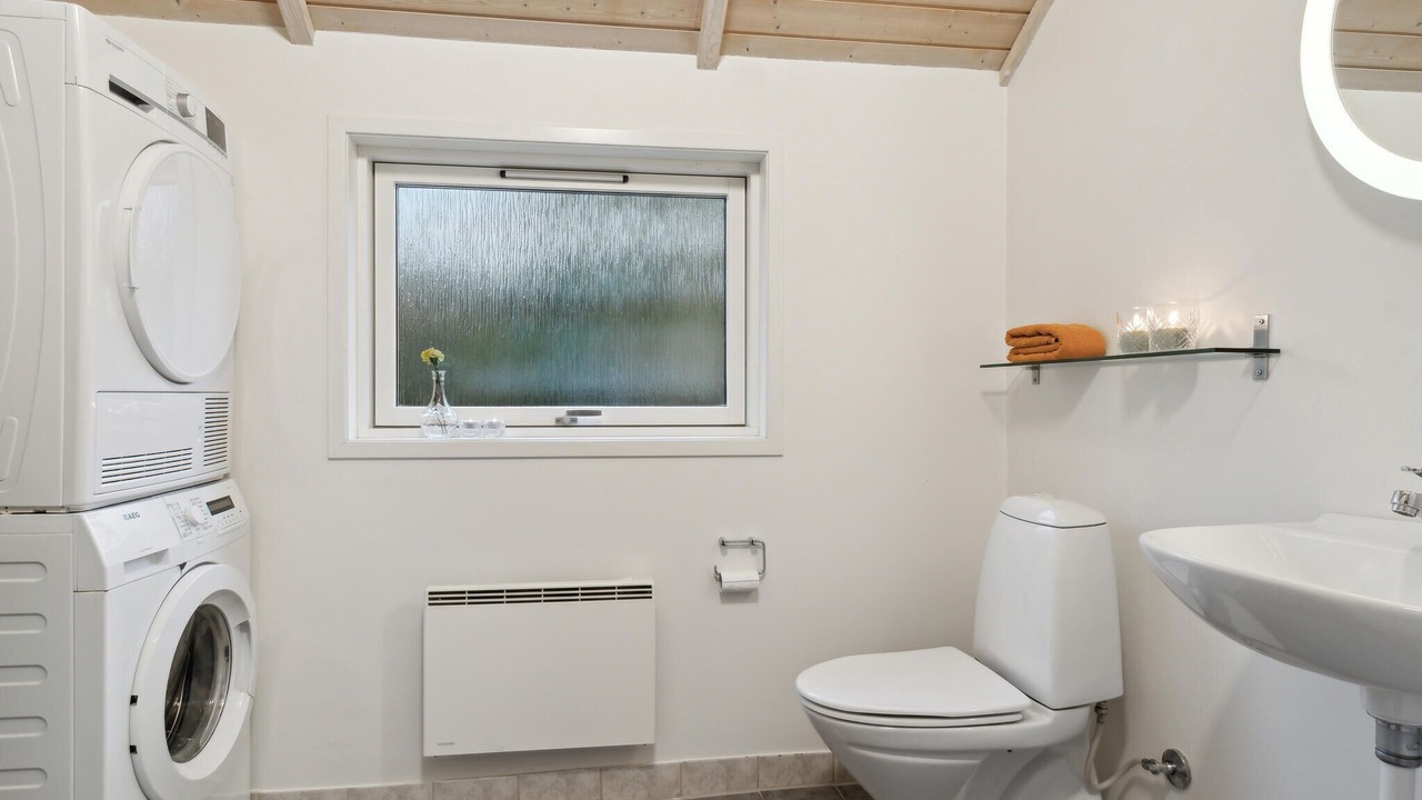 Photo of Bathroom in Hou