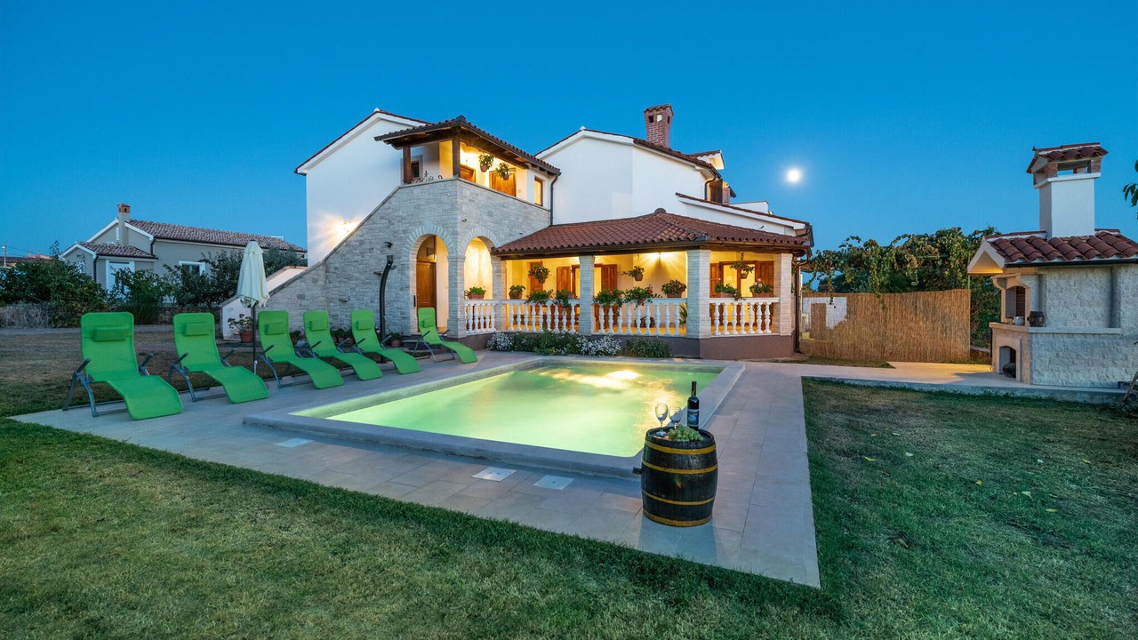 Photo of Outdoor in Orihi