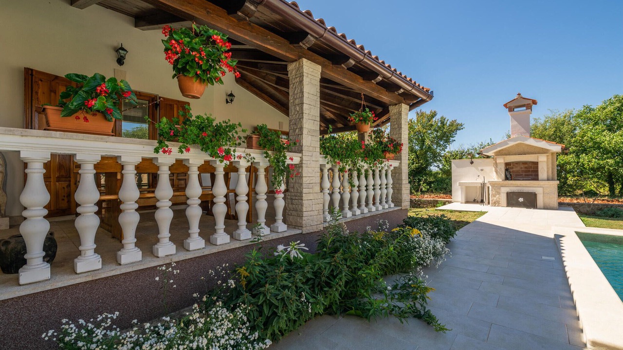 Photo of Patio Balcony in Orihi