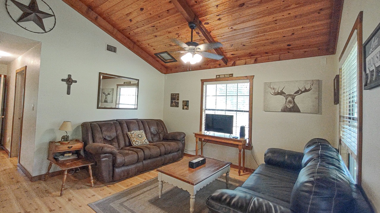 Photo of Livingroom in Edom