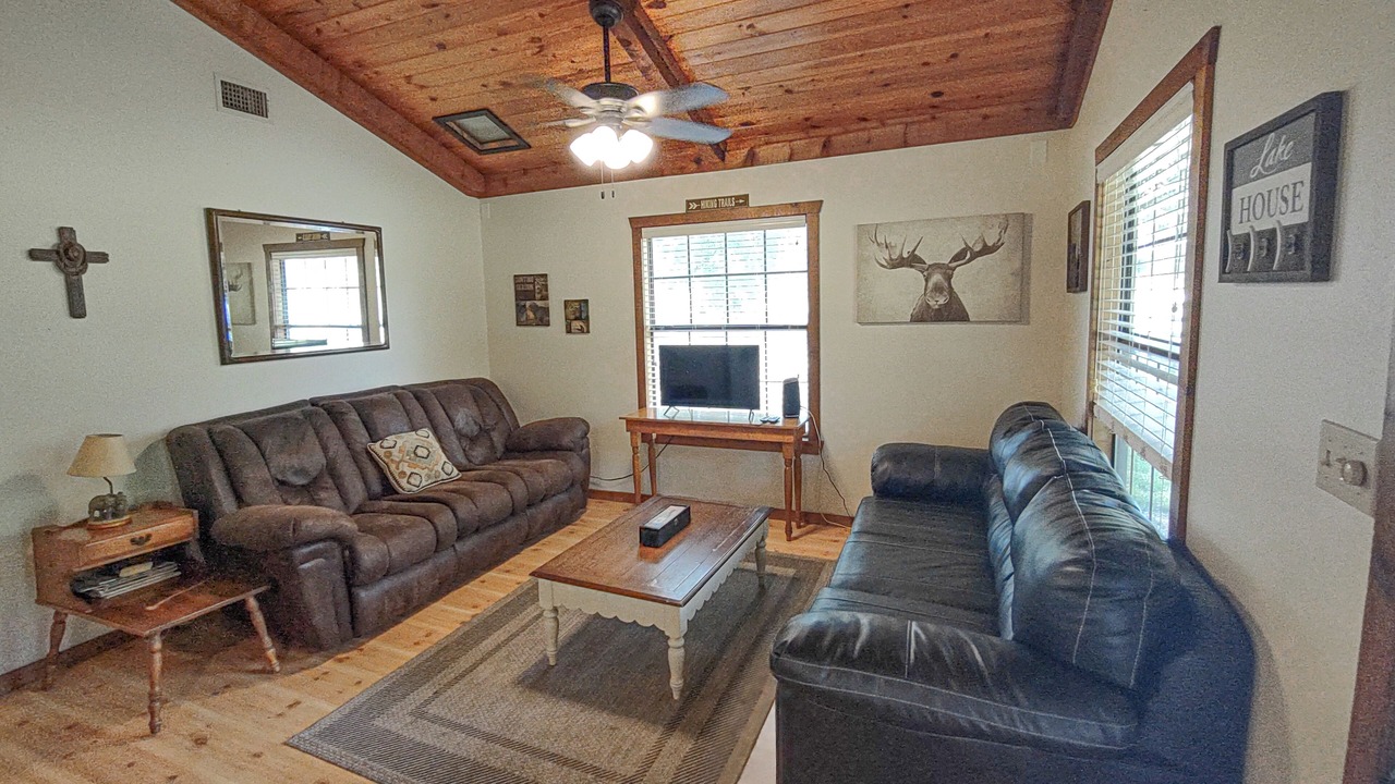 Photo of Livingroom in Edom
