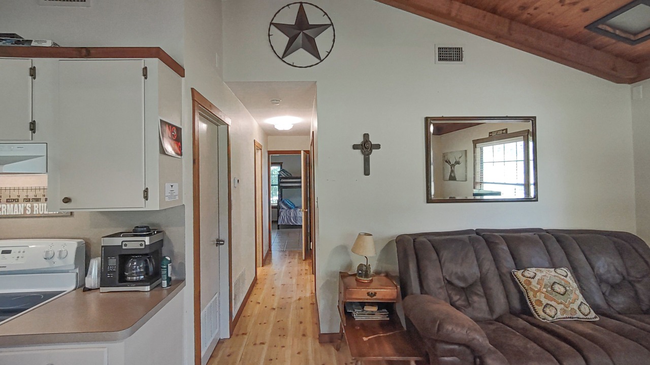 Photo of Livingroom in Edom