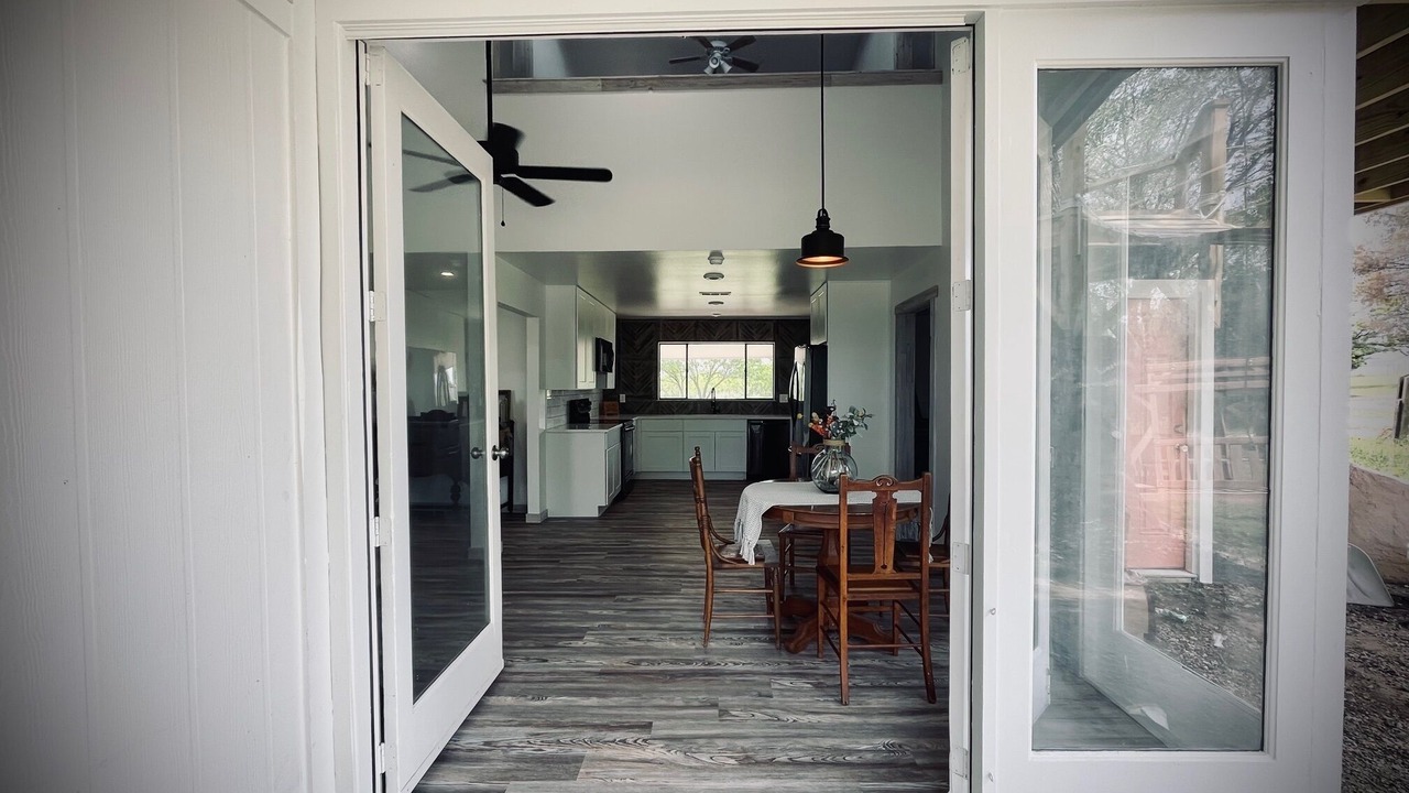 Photo of Outdoor in Lockhart