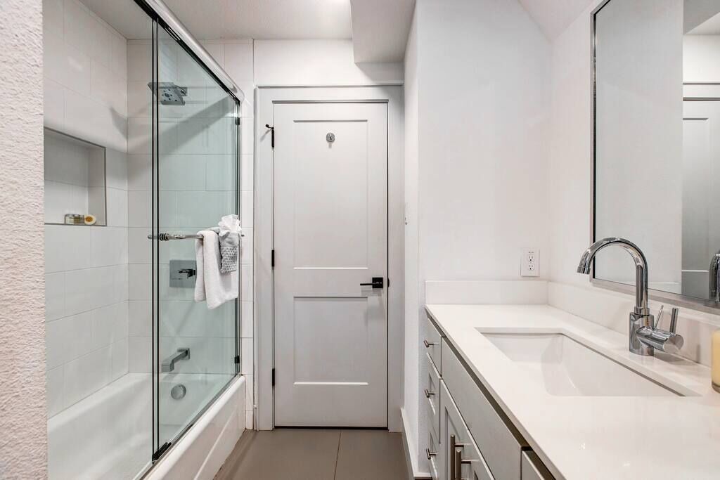 Photo of Bathroom in Greenland Hills