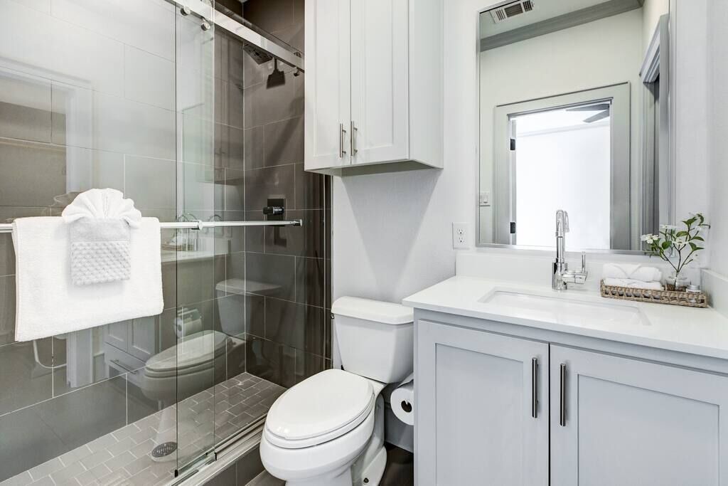 Photo of Bathroom in Greenland Hills