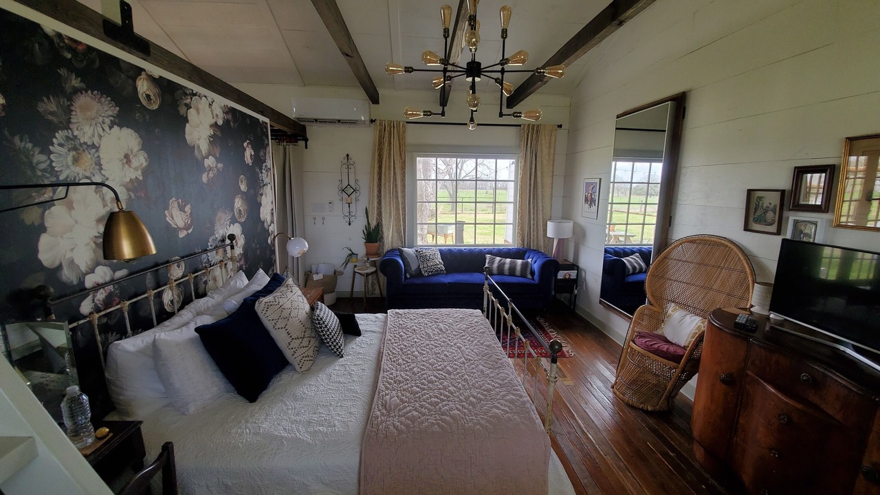 Photo of Bedroom in Ledbetter