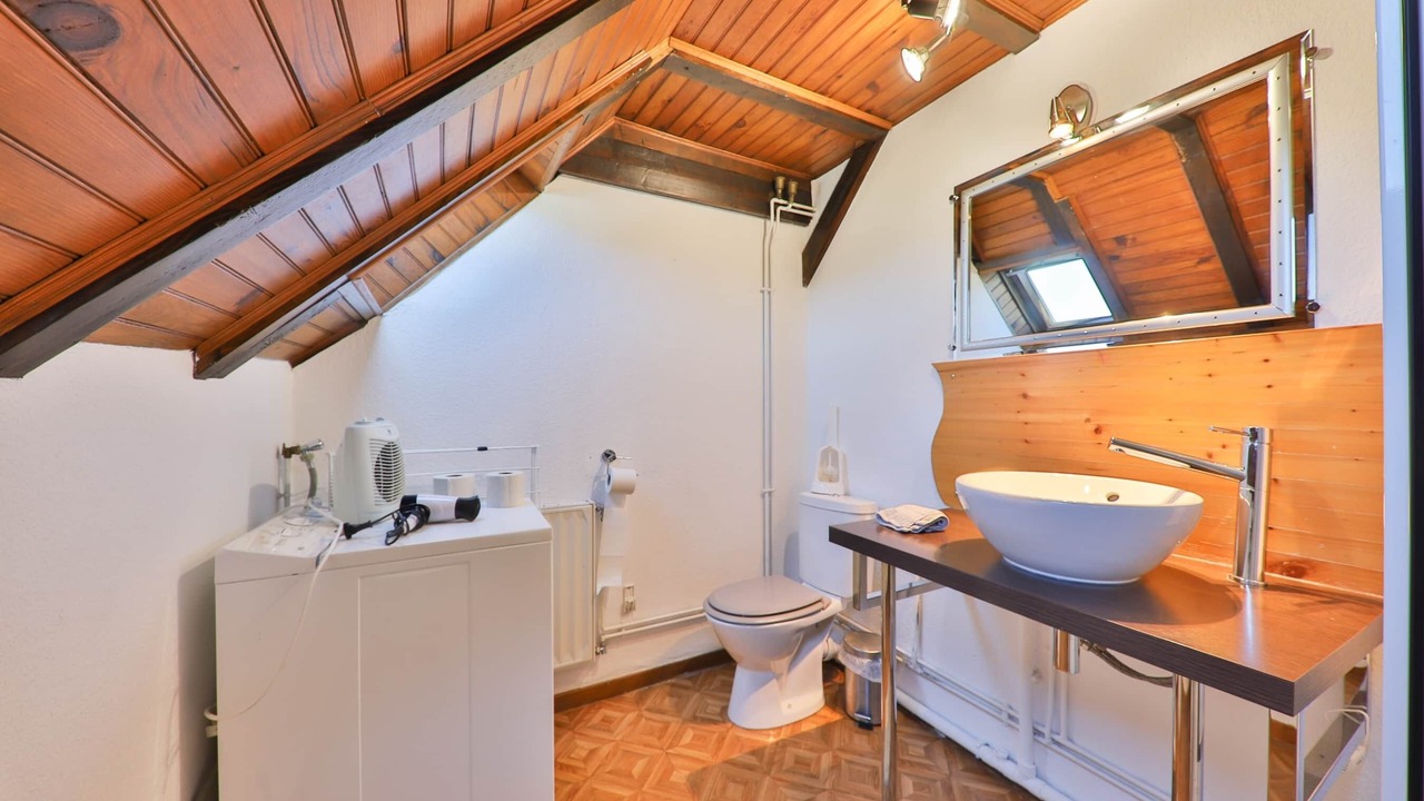 Photo of Bathroom in Sondernach