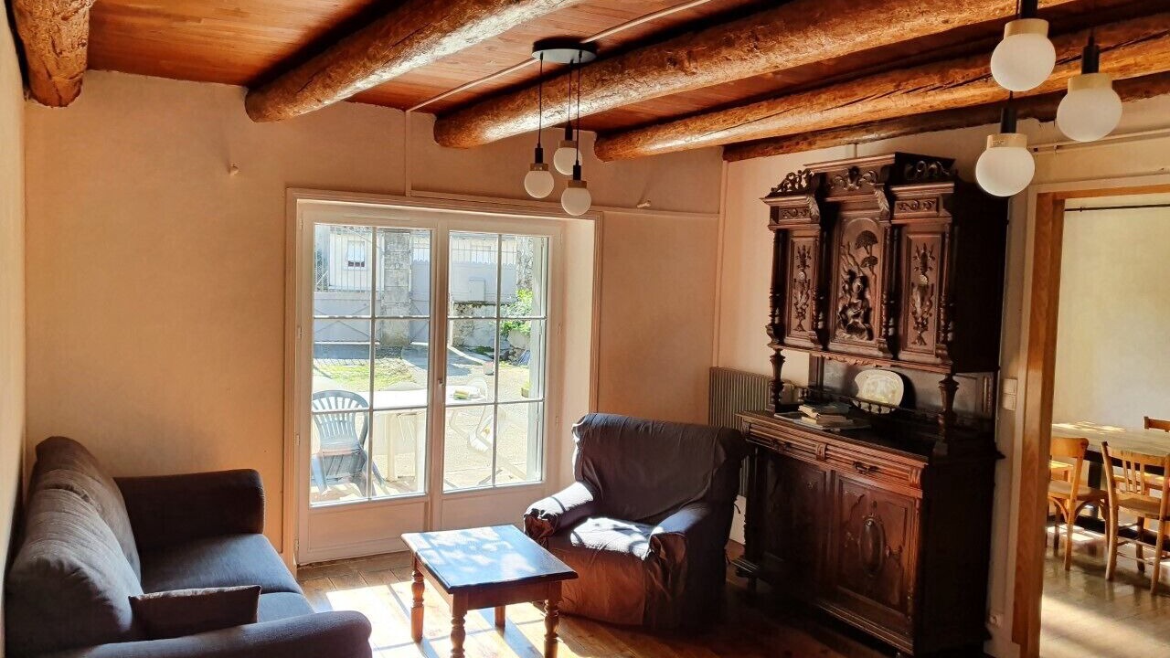 Photo of Livingroom in Fontannes