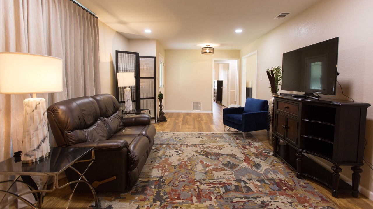 Photo of Livingroom in Tyler