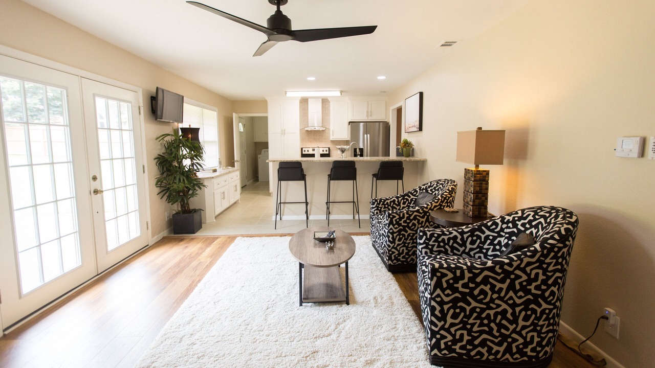 Photo of Livingroom in Tyler