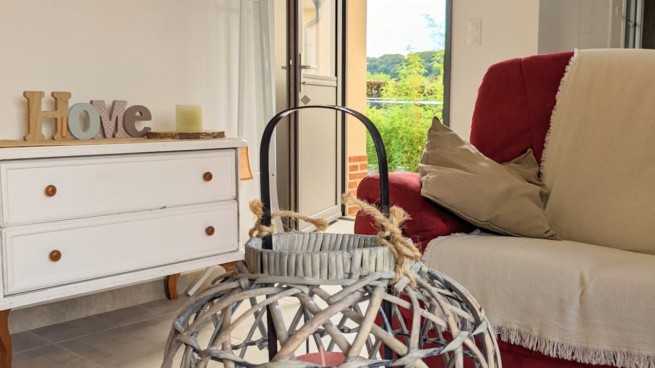 Photo of Livingroom in Bouillancourt-en-Sery