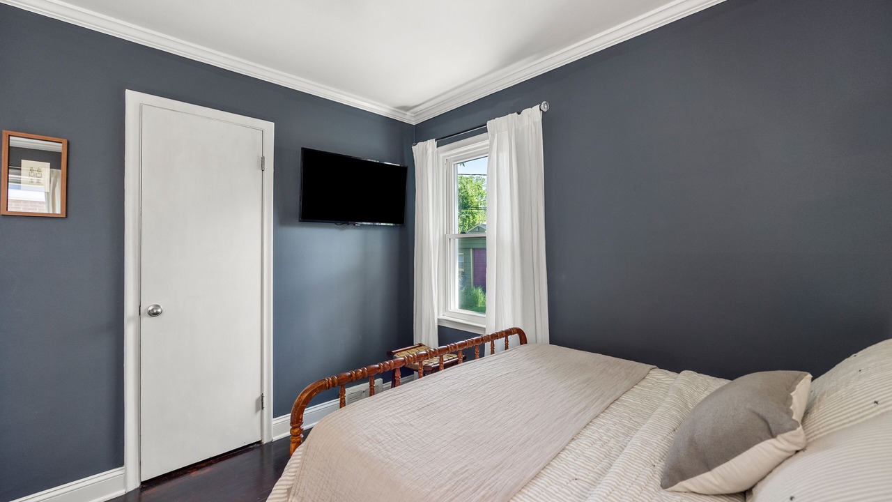 Photo of Bedroom in Drayton Plains