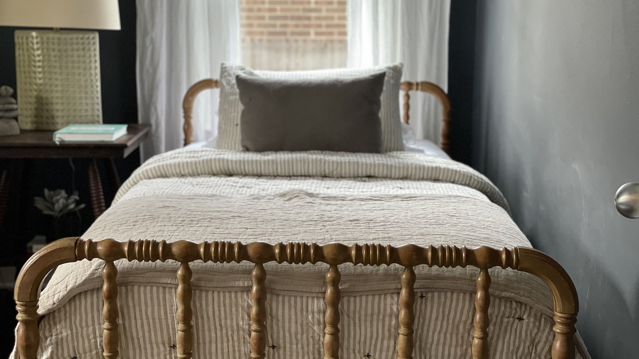 Photo of Bedroom in Drayton Plains