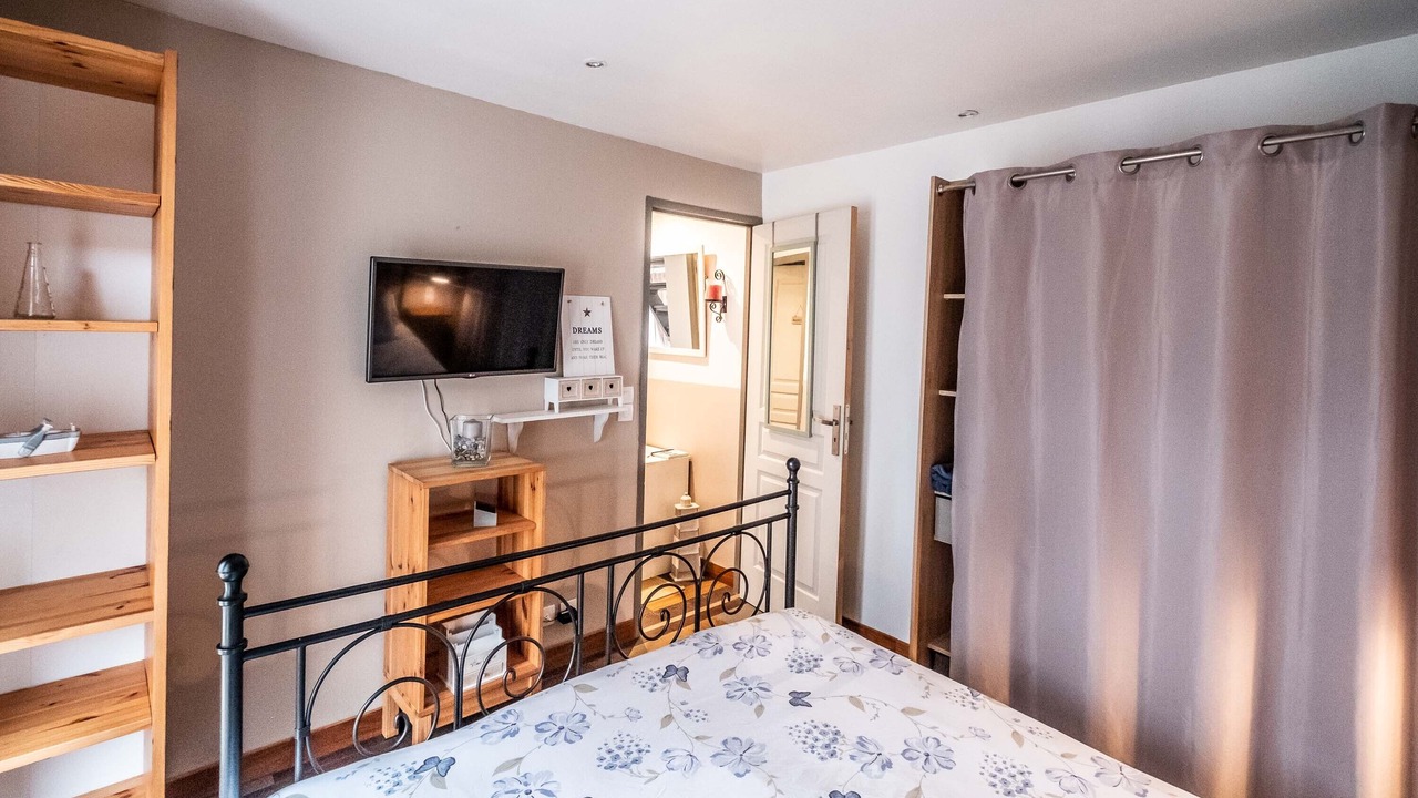 Photo of Bedroom in Maillebois