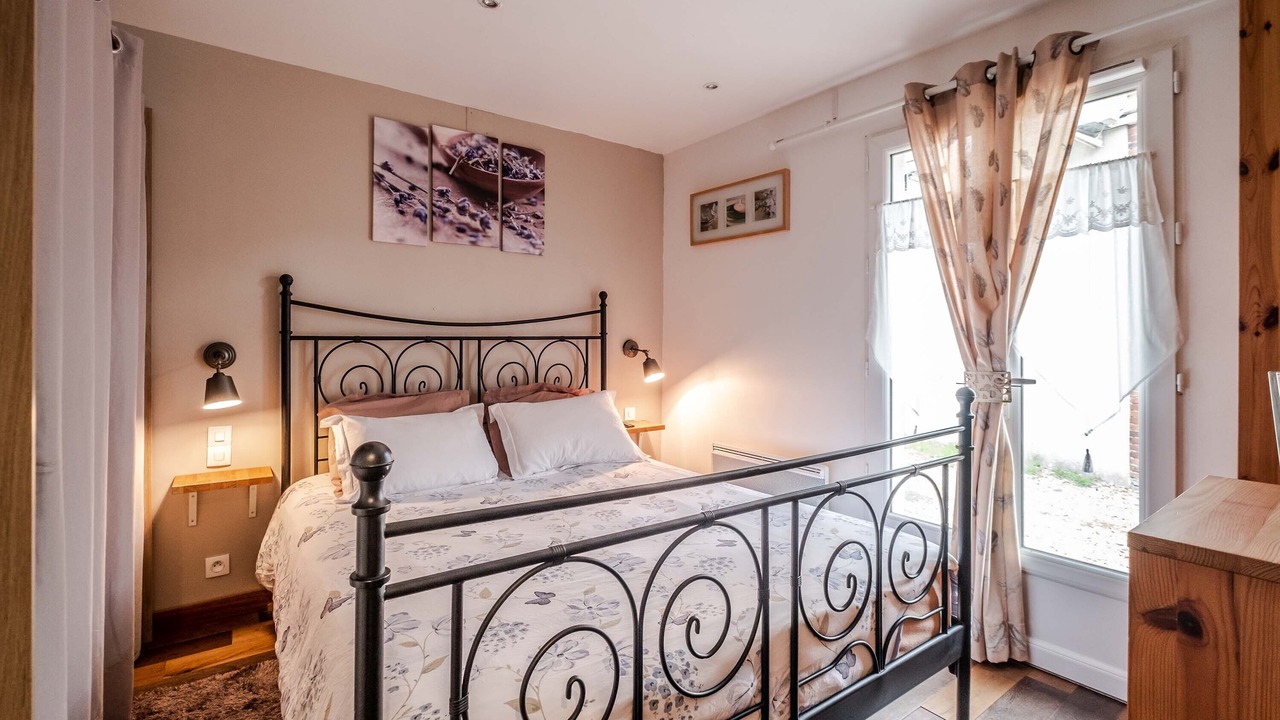 Photo of Bedroom in Maillebois