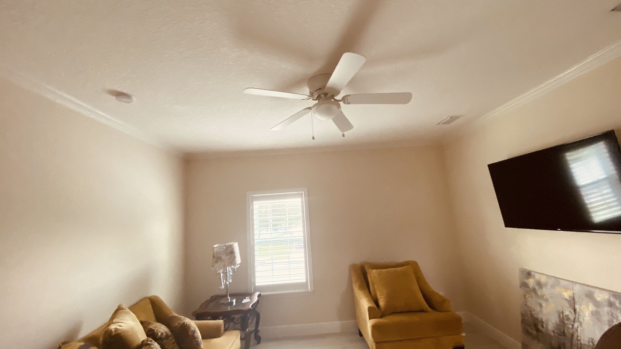 Photo of Livingroom in Jacksonville