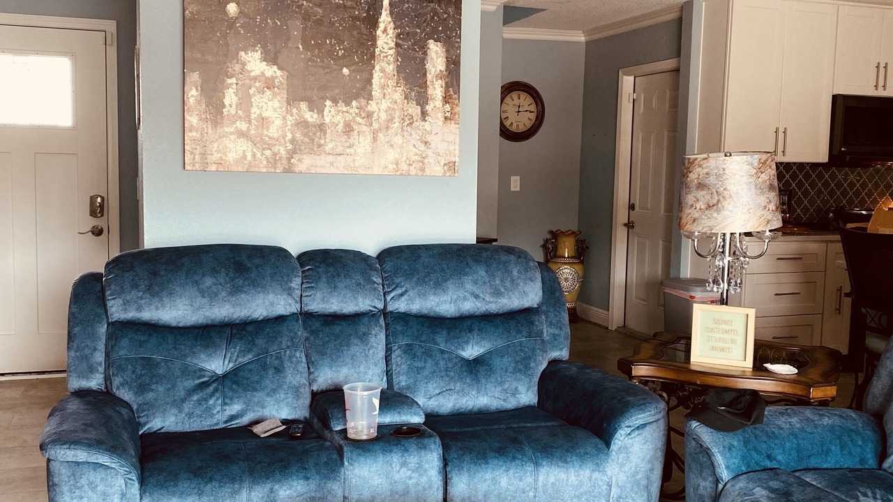 Photo of Livingroom in Jacksonville
