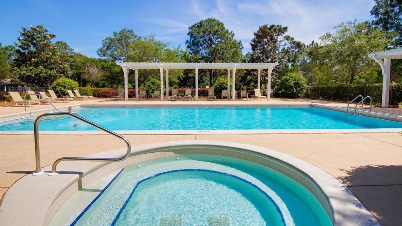 Photo of Outdoor in Laurel Grove