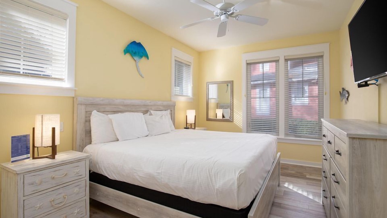 Photo of Bedroom in Laurel Grove