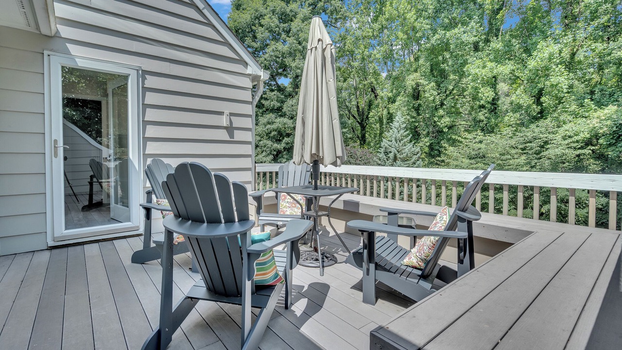 Photo of Patio Balcony in North Hills