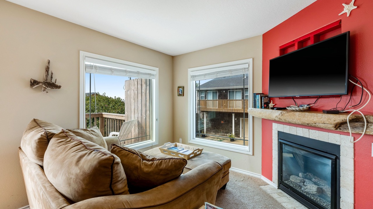 Photo of Livingroom in Depoe Bay