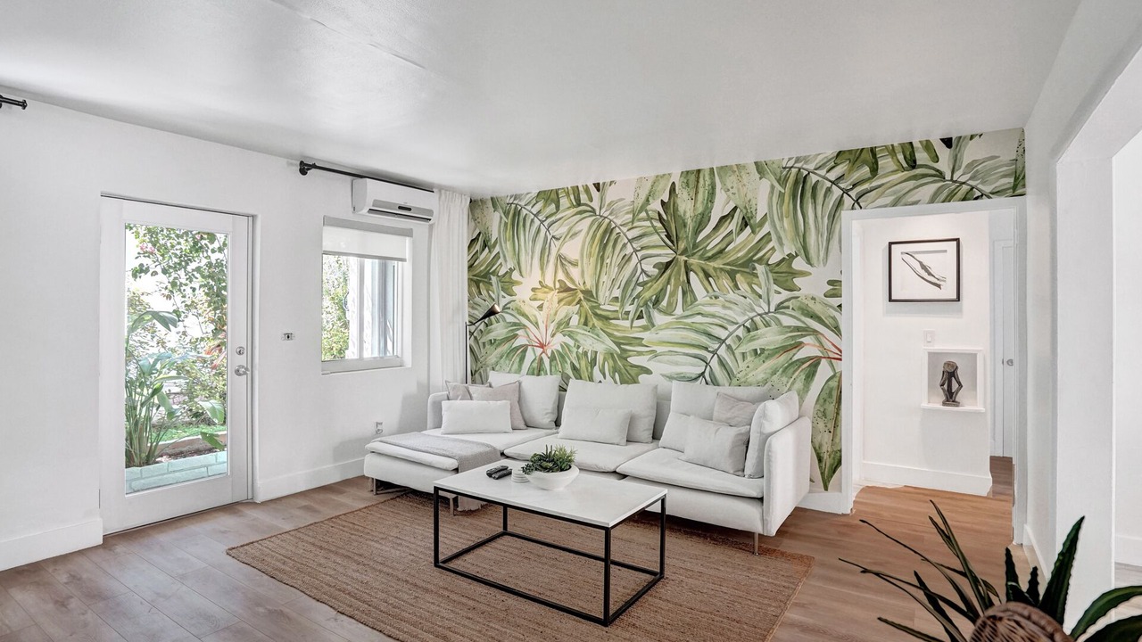 Photo of Livingroom in West Avenue