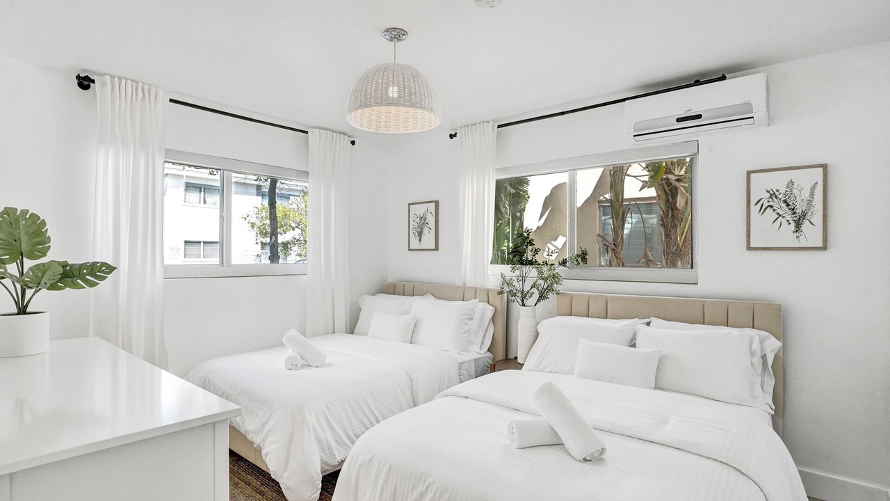 Photo of Bedroom in West Avenue