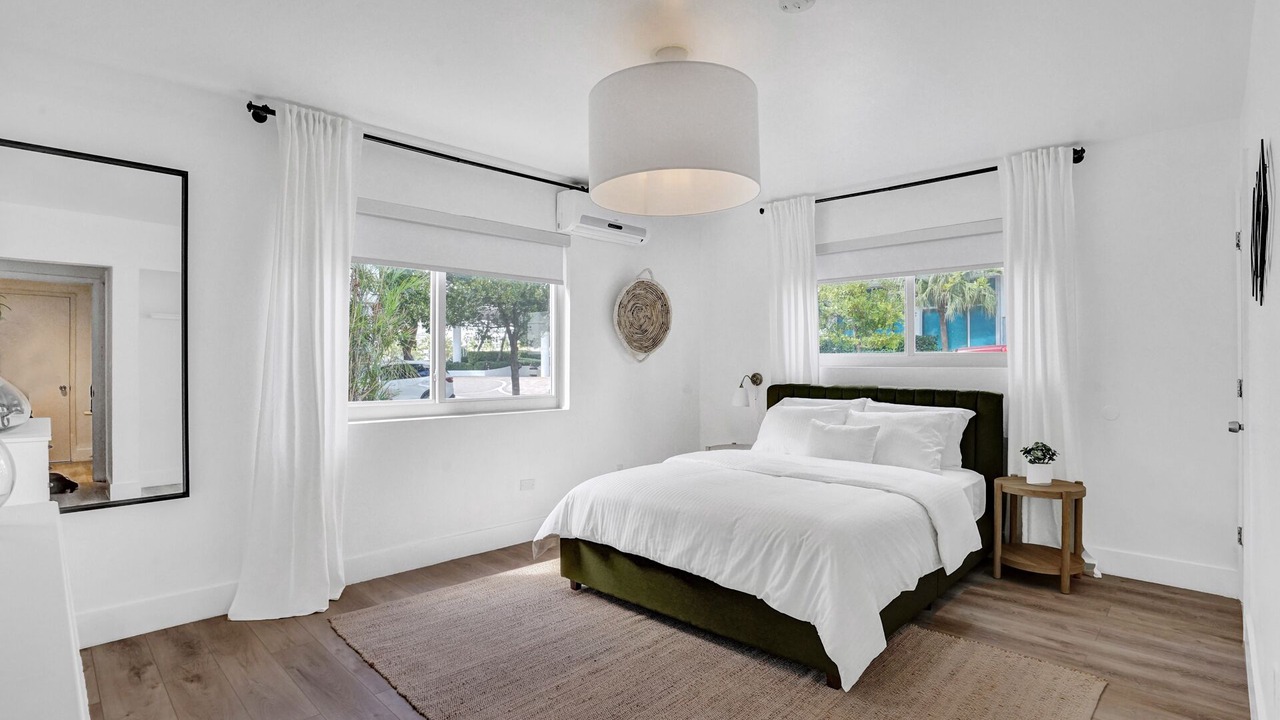 Photo of Bedroom in West Avenue