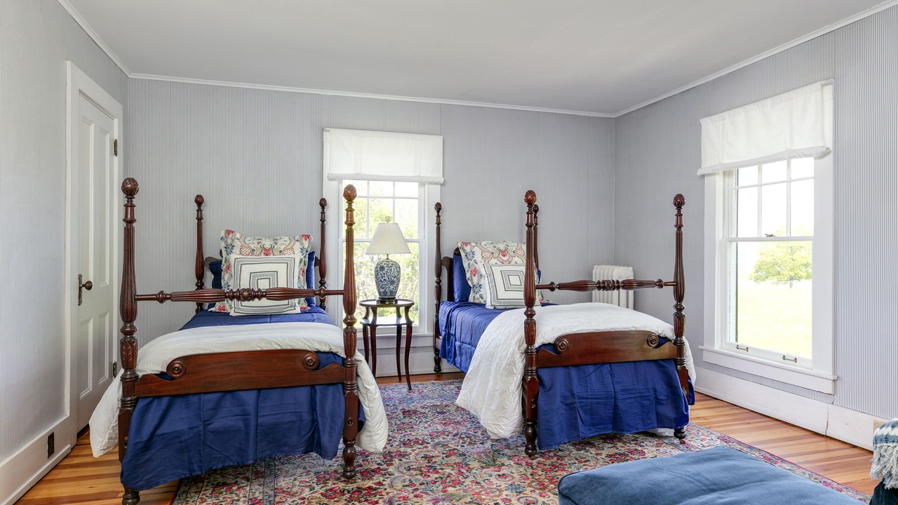 Photo of Bedroom in Hammondsport
