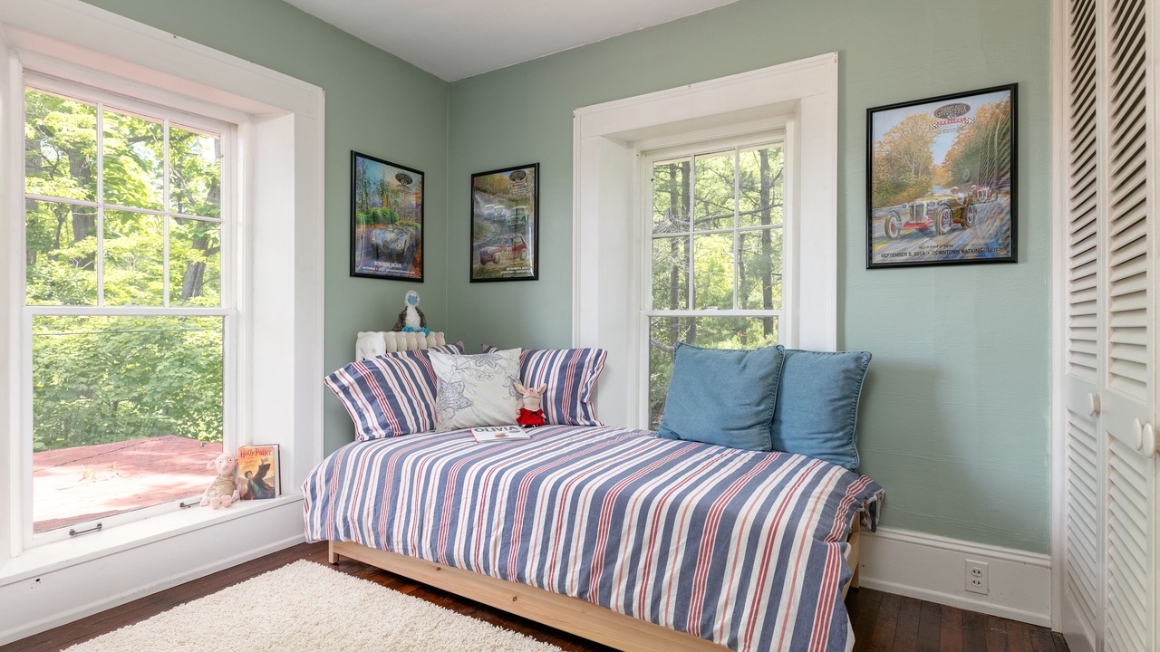 Photo of Bedroom in Hammondsport