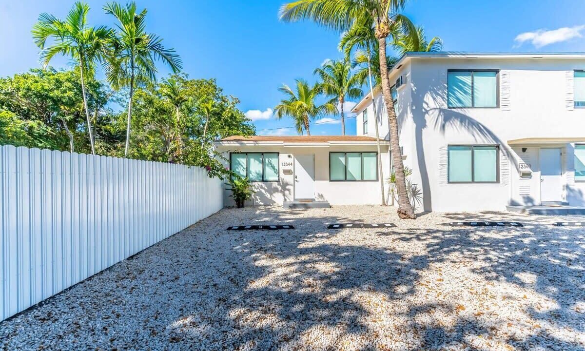 Photo of Others in North Miami