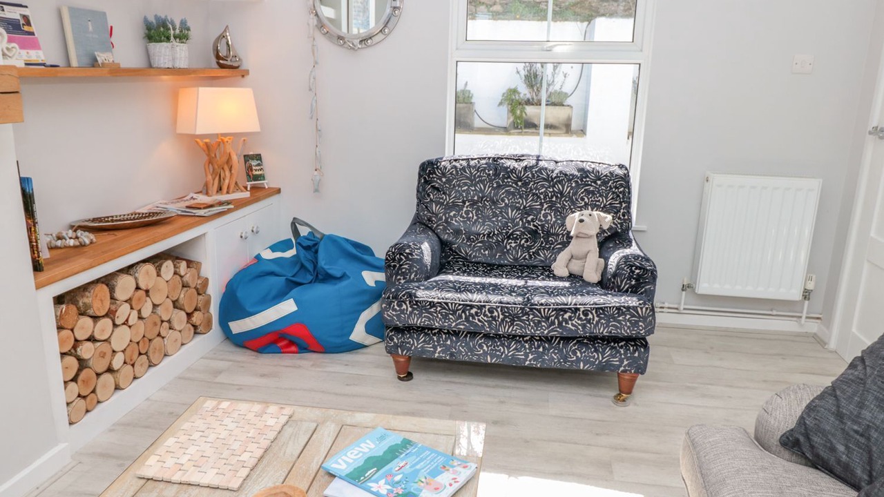 Photo of Livingroom in Dartmouth