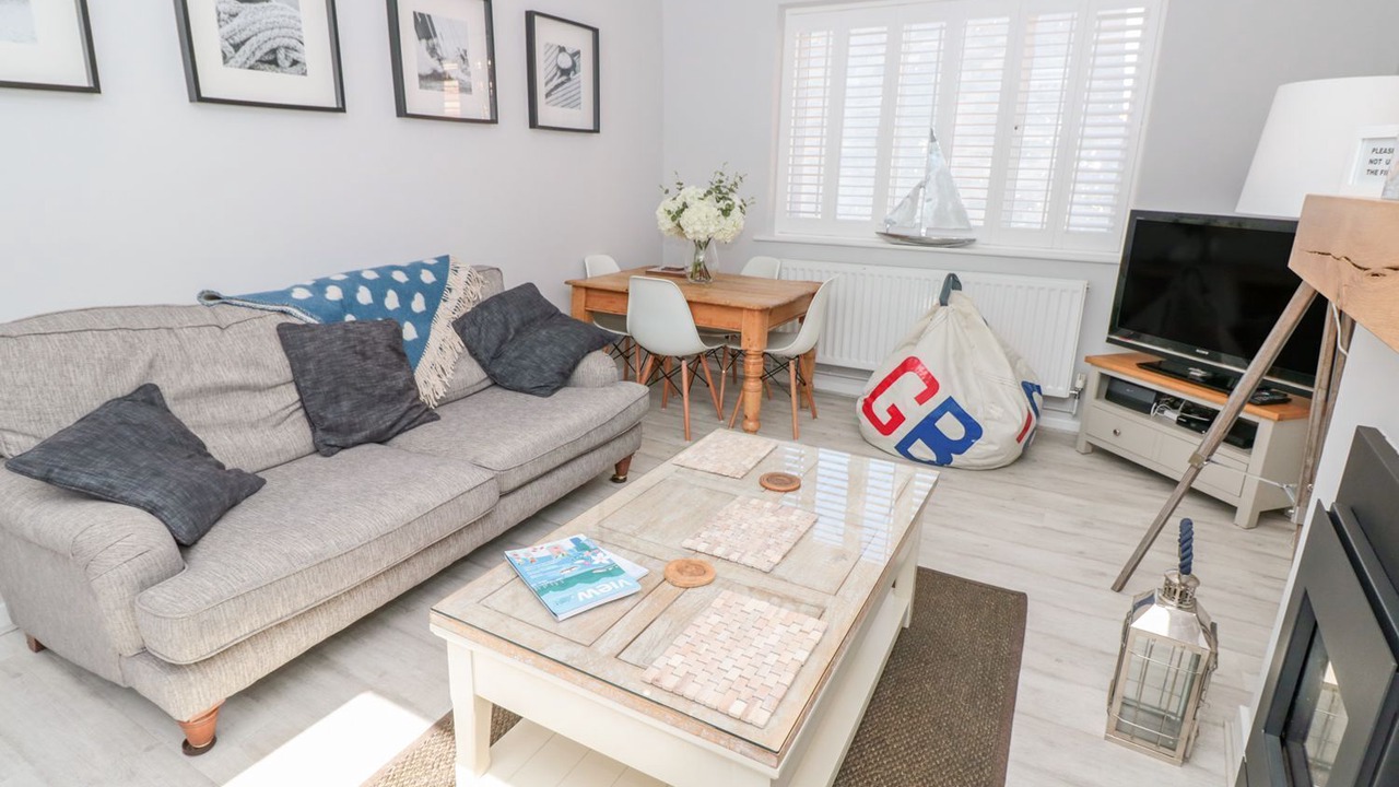 Photo of Livingroom in Dartmouth